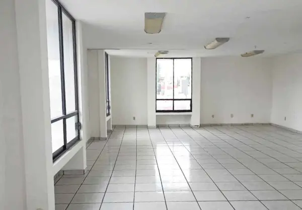 Edificio en renta en Chapultepec Sur, Morelia — foto 2 de 10
