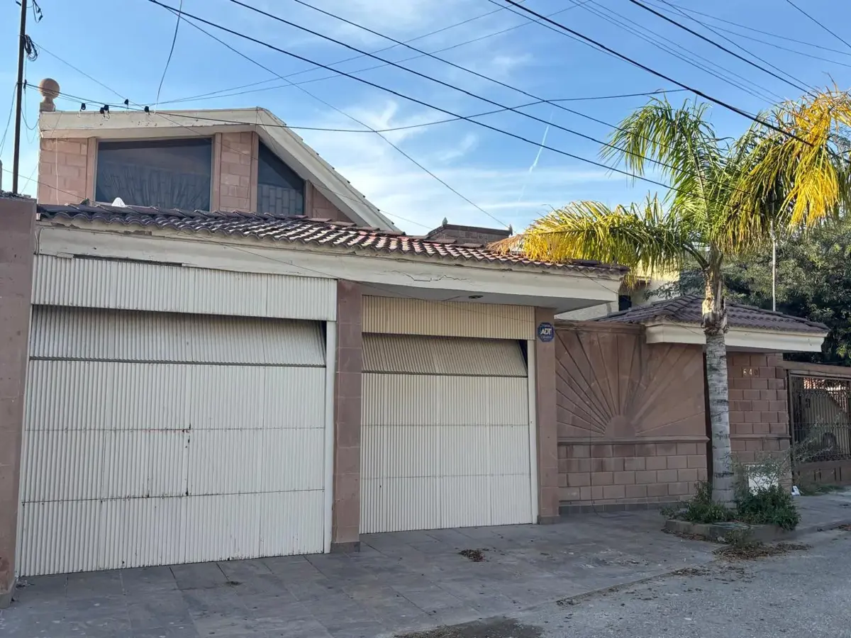 Casa en venta en Ampliación la Rosita, Torreón — foto 1 de 30