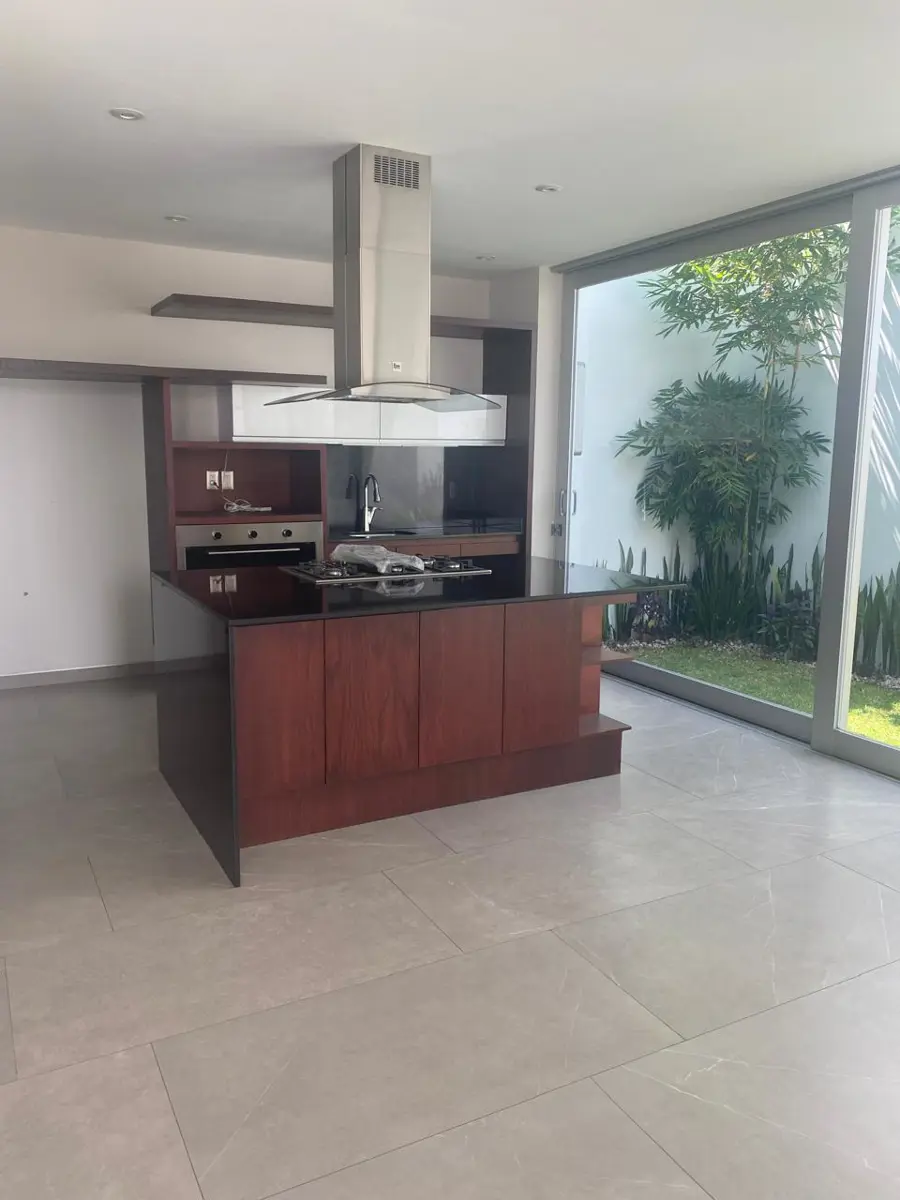 Casa en venta en Montaña Monarca I, Morelia — foto 1 de 30