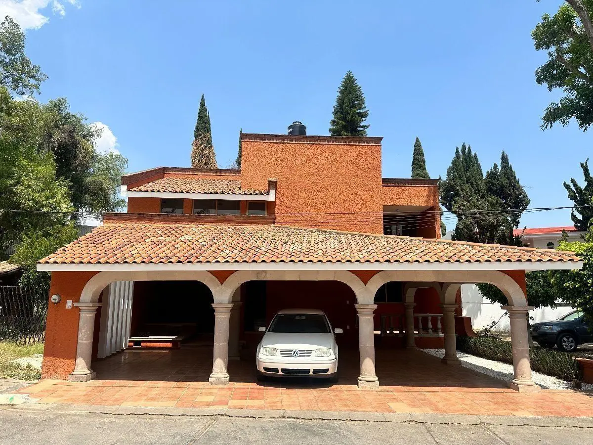 Casa en venta en Club Campestre de Morelia, Morelia — foto 1 de 23