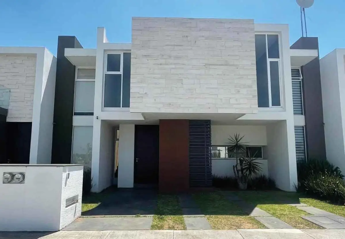 Casa en venta en Misión de la Montaña, Morelia — foto 1 de 12