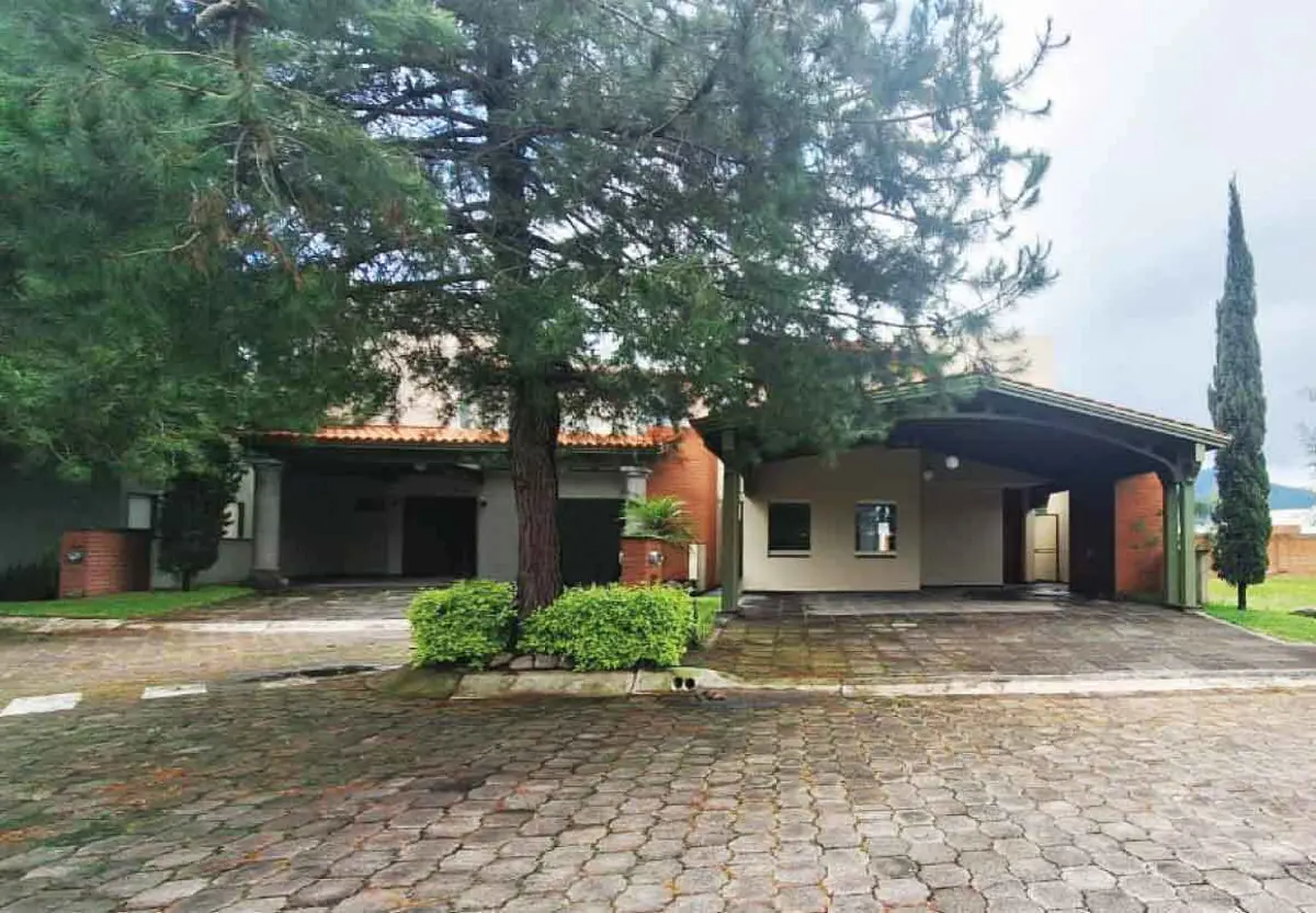 CASA EN VENTA EN JESUS DEL MONTE, MORELIA CASA EN VENTA EN JESUS DEL MONTE, MORELIA