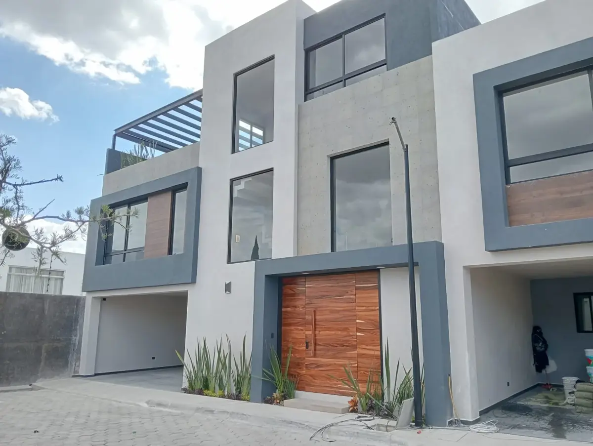 Casa en venta en Santiago Momoxpan, San Pedro Cholula — foto 1 de 17