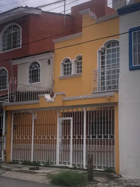 Casa en venta en Revolución Jardín, San Pedro Tlaquepaque — foto 2 de 23