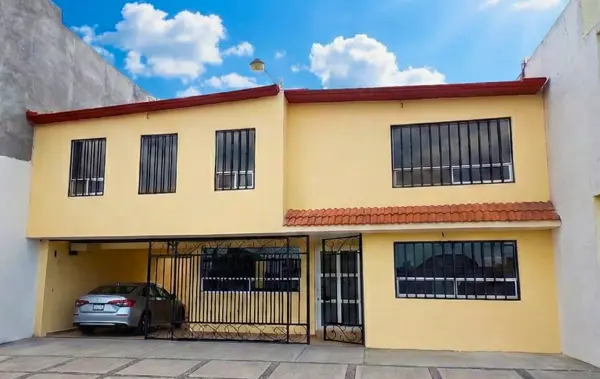 Casa en venta en Santa Ana Tlapaltitlan, Toluca — foto 2 de 13