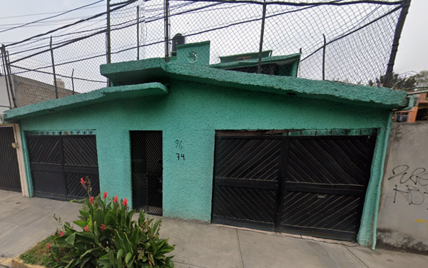 CASA A LA VENTA EN CERRO DE LA ESTRELLA IZTAPALAPA CDMX YQH