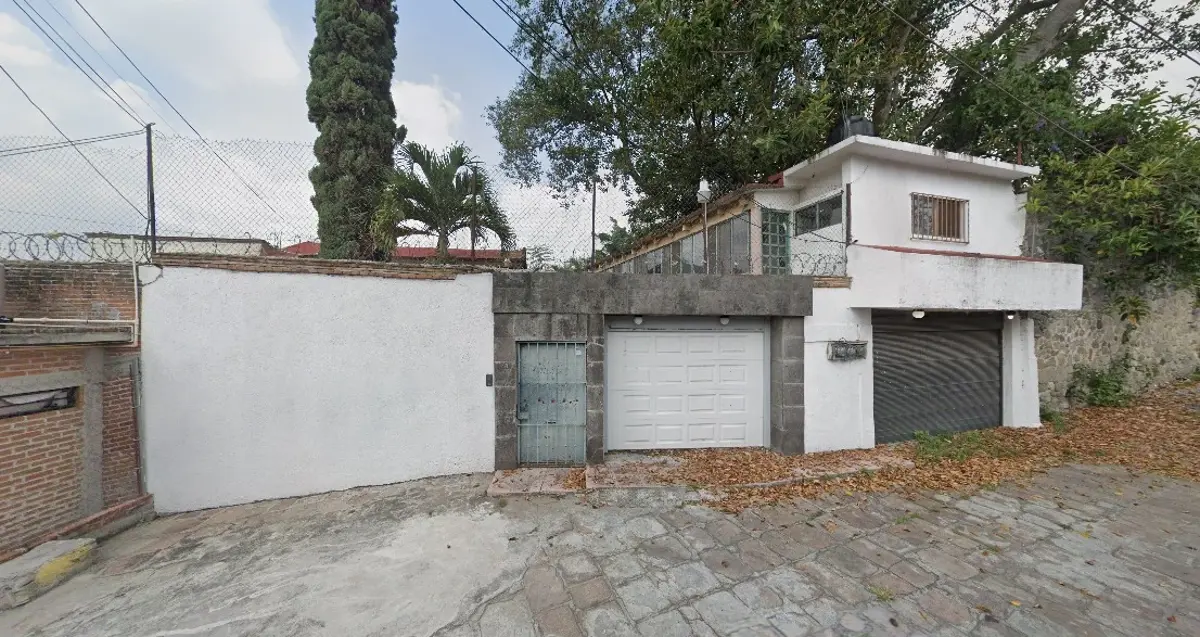 Casa en venta en Ampliación Emiliano Zapata, Cuernavaca — foto 1 de 16