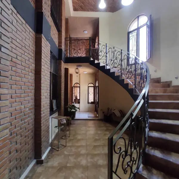 Casa en venta en Saltillo Centro, Saltillo — foto 3 de 18