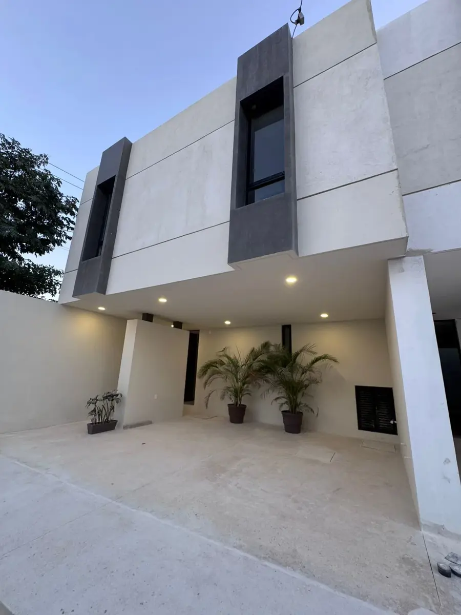 Casa en venta en Real Montejo, Mérida — foto 1 de 9