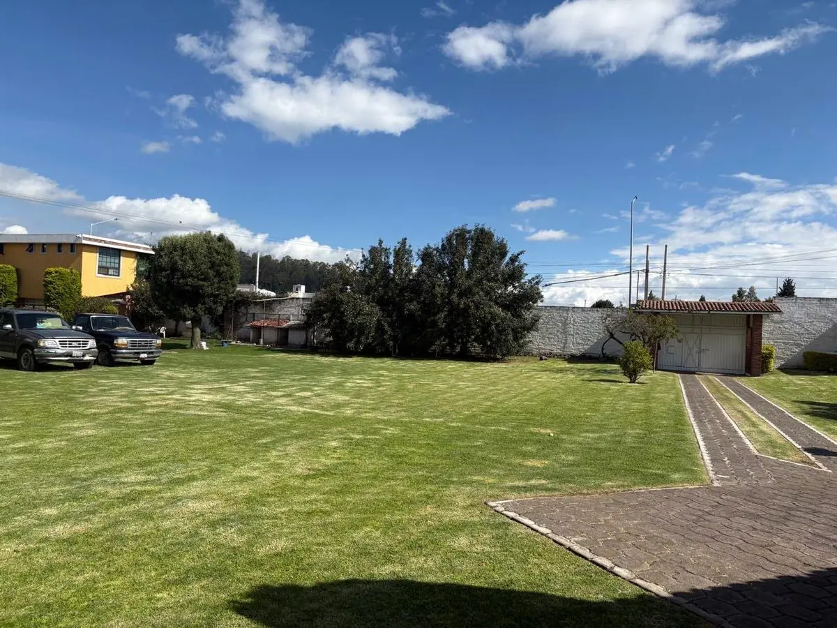 Terreno en venta en Metepec Centro, Metepec — foto 1 de 12