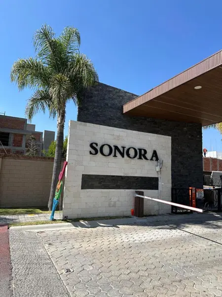 Casa en venta en Lomas de Angelópolis II, San Andrés Cholula — foto 2 de 24
