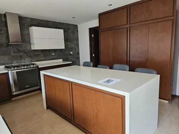 Casa en venta en Lomas de Angelópolis, San Andrés Cholula — foto 3 de 37