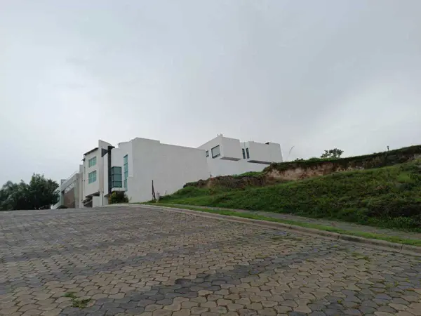 Terreno en venta en Lomas de Angelópolis, San Andrés Cholula — foto 2 de 15