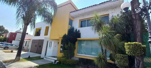 CASA EN VENTA RECTA A CHOLULA PUEBLA AMPLIO JARDIN CASA EN VENTA RECTA A CHOLULA PUEBLA AMPLIO JARDIN