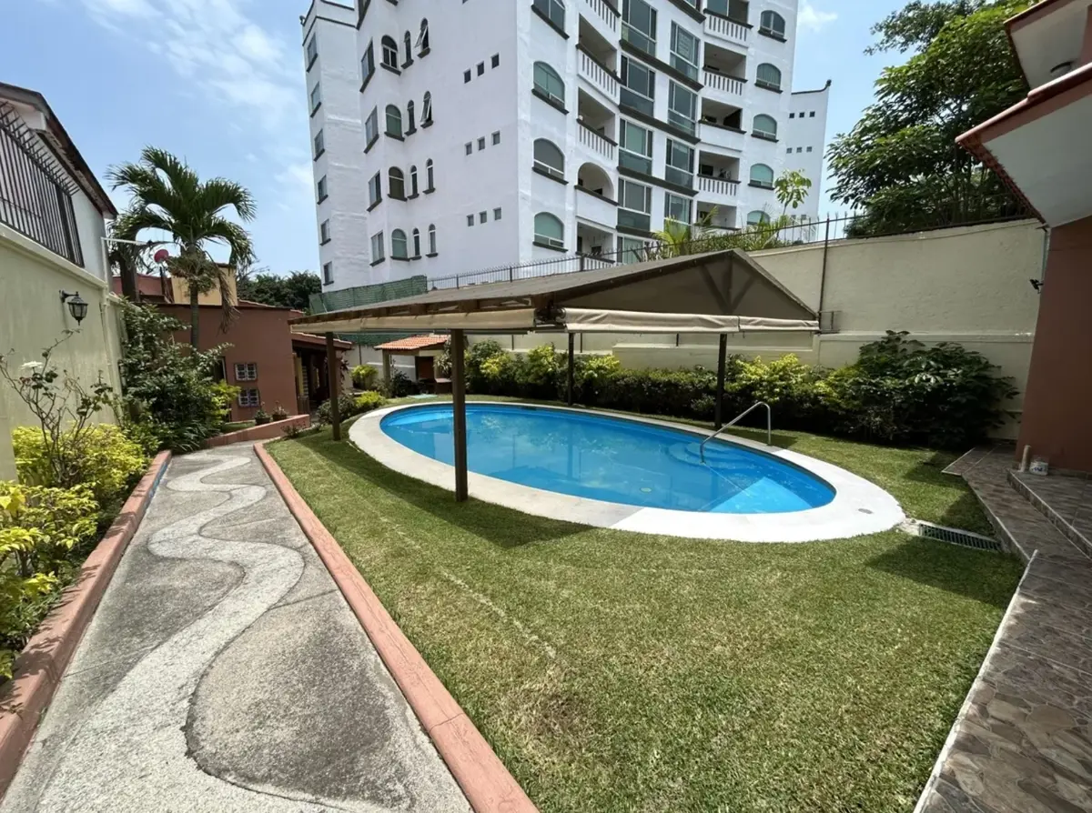 Casa en venta en Delicias, Cuernavaca — foto 1 de 24