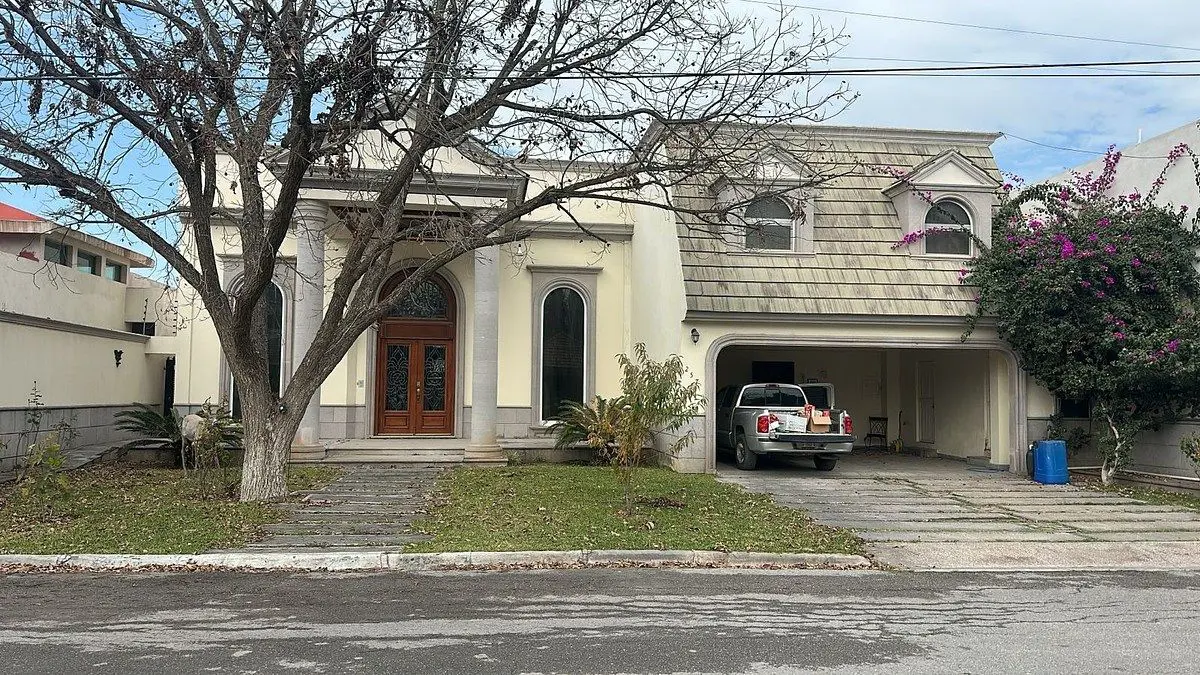 Casa en venta en Nogalar del Campestre, Saltillo — foto 1 de 38