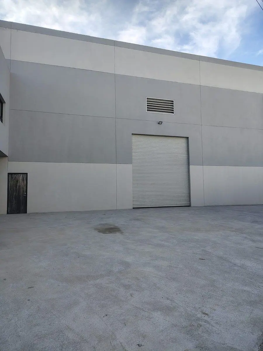 Bodega en renta en Privadas de Santa Catarina, Santa Catarina — foto 1 de 16