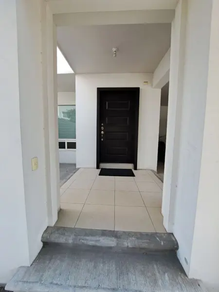 CASA EN VENTA BOSQUES DE LAS CUMBRES