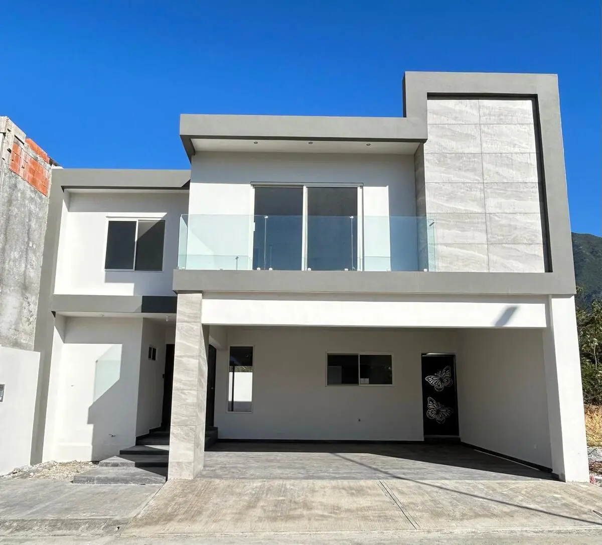 Casa en venta en El Yerbaniz, Santiago — foto 1 de 22