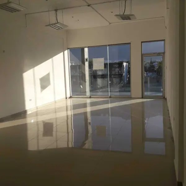 Local en venta en Puerta de Hierro, Monterrey — foto 3 de 6