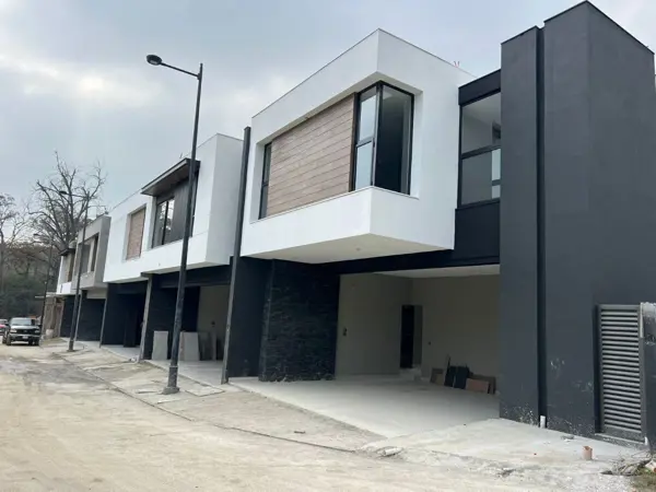 Casa en venta en El Barro, Monterrey — foto 2 de 31