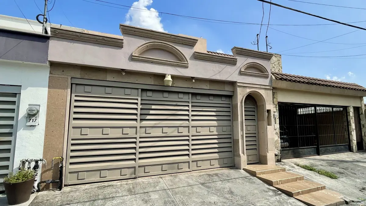 Casa en venta en Las Cumbres 2 Sector, Monterrey — foto 1 de 16