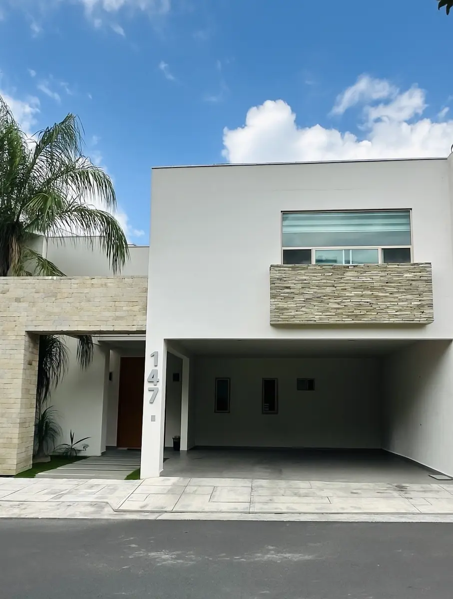 Casa en venta en La Rioja Privada Residencial 1era. Etapa, Monterrey — foto 1 de 25
