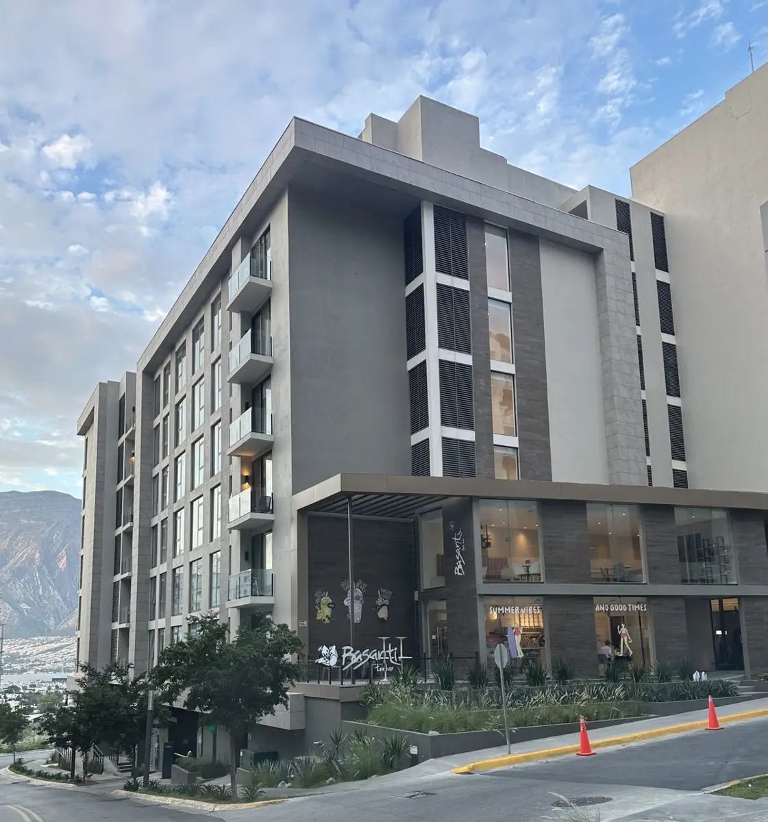Departamento en venta en Vía Cordillera, Santa Catarina — foto 1 de 20