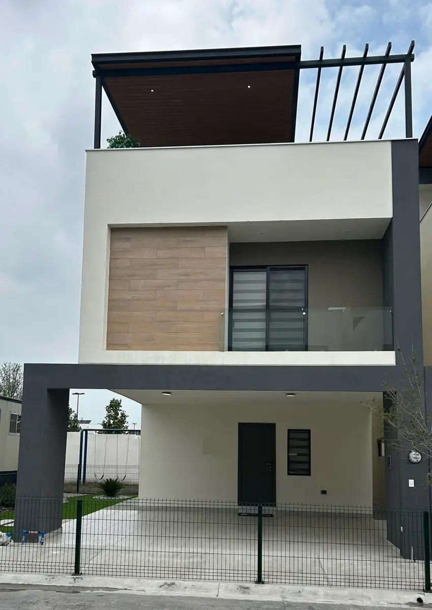 Casa en venta en Residencial Santuario, García — foto 1 de 26