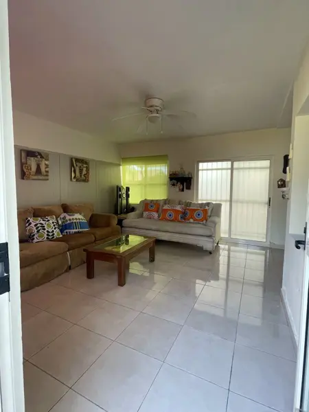 Quinta en venta en López Mateos 1er Sec., Cadereyta Jiménez — foto 3 de 23