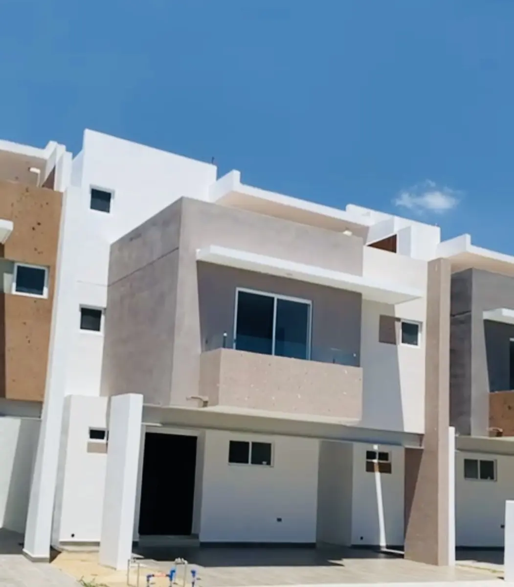 Casa en venta en Valle la Rioja, Apodaca — foto 1 de 31