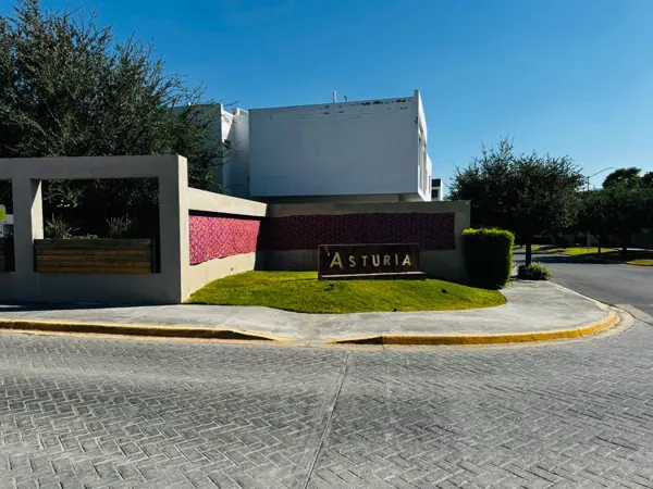Casa en venta en Valle la Rioja, Apodaca — foto 3 de 31