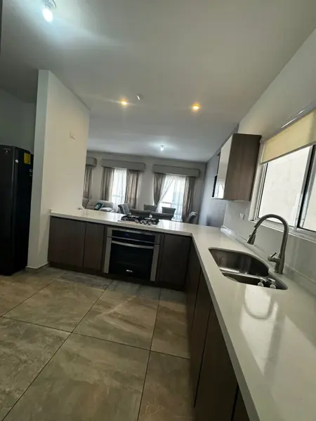 Casa en venta en Cumbres Elite Premier Privadas Alpes y Everest, Monterrey — foto 3 de 27