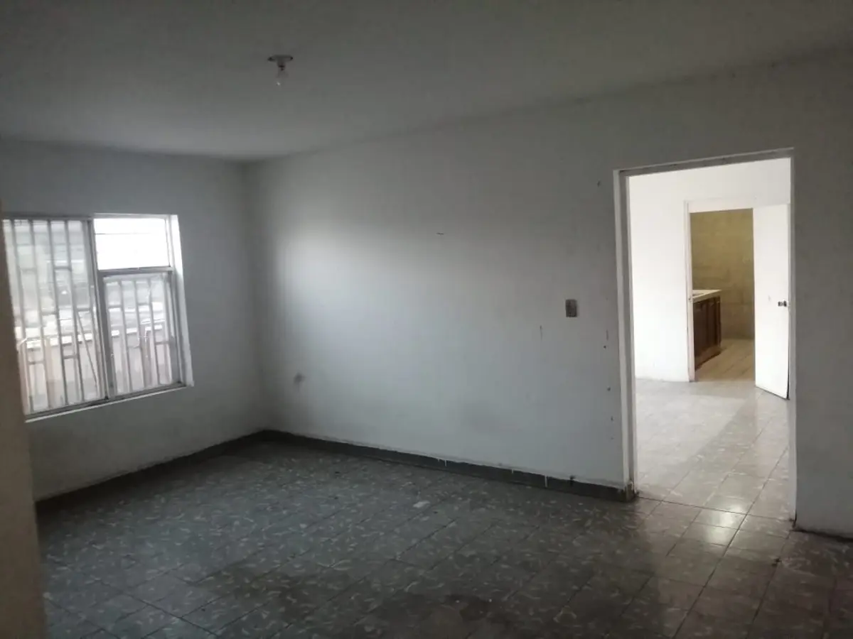 Local en renta en Del Valle, San Pedro Garza García — foto 1 de 7