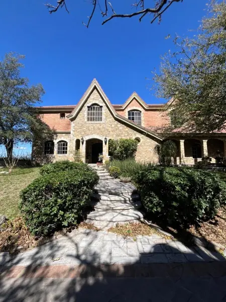 Casa en venta en Valle de San Ángel, San Pedro Garza García — foto 2 de 14