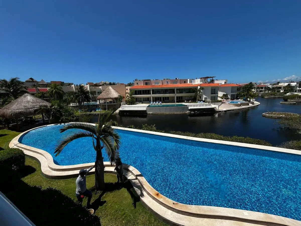 Departamento en venta en Puerto Aventuras, Playa del Carmen — foto 1 de 25