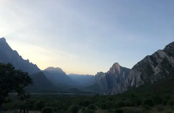 Terreno en venta en La Huasteca 1er Sect, Santa Catarina — foto 3 de 7