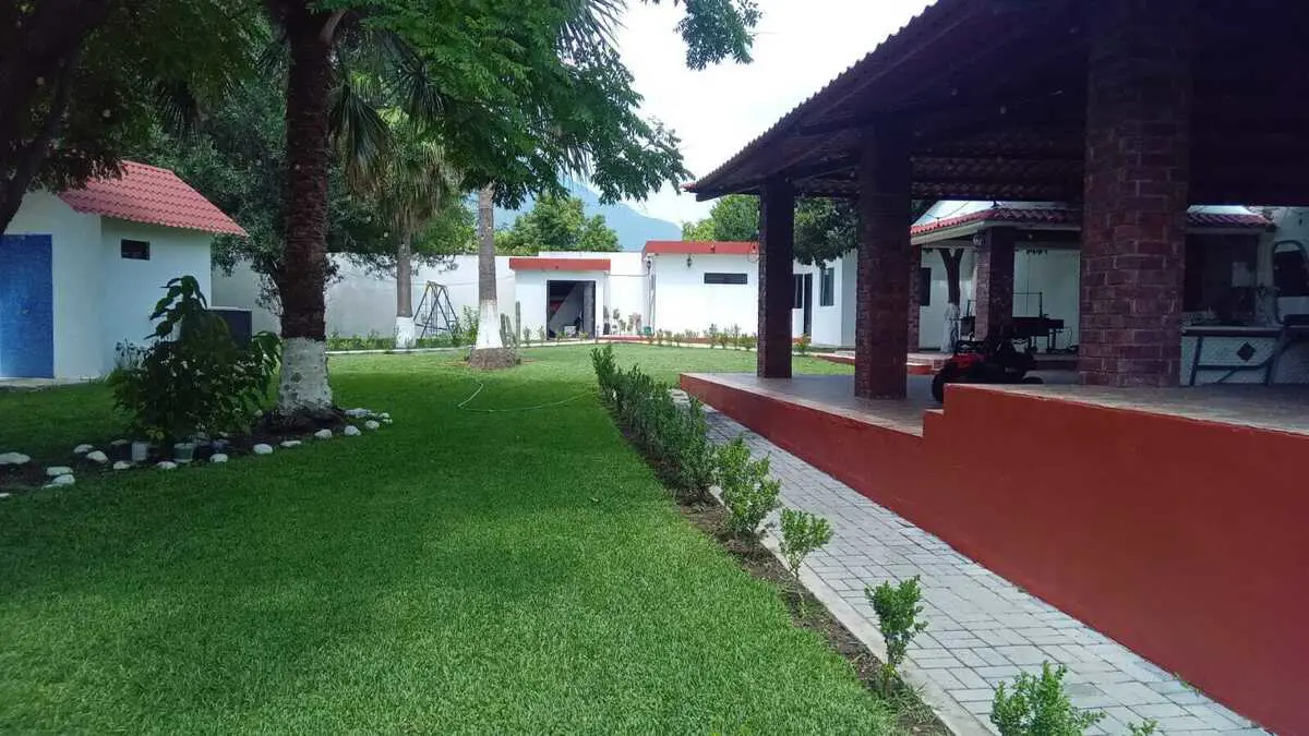 Quinta en venta en Bosques de La Silla, Juárez — foto 1 de 16