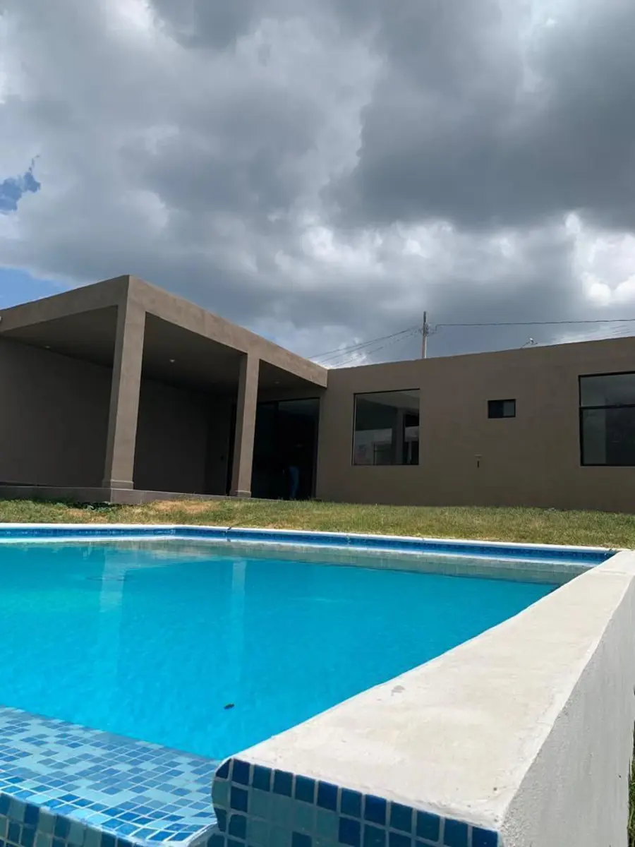 Quinta en venta en Montemorelos Centro, Montemorelos — foto 1 de 18