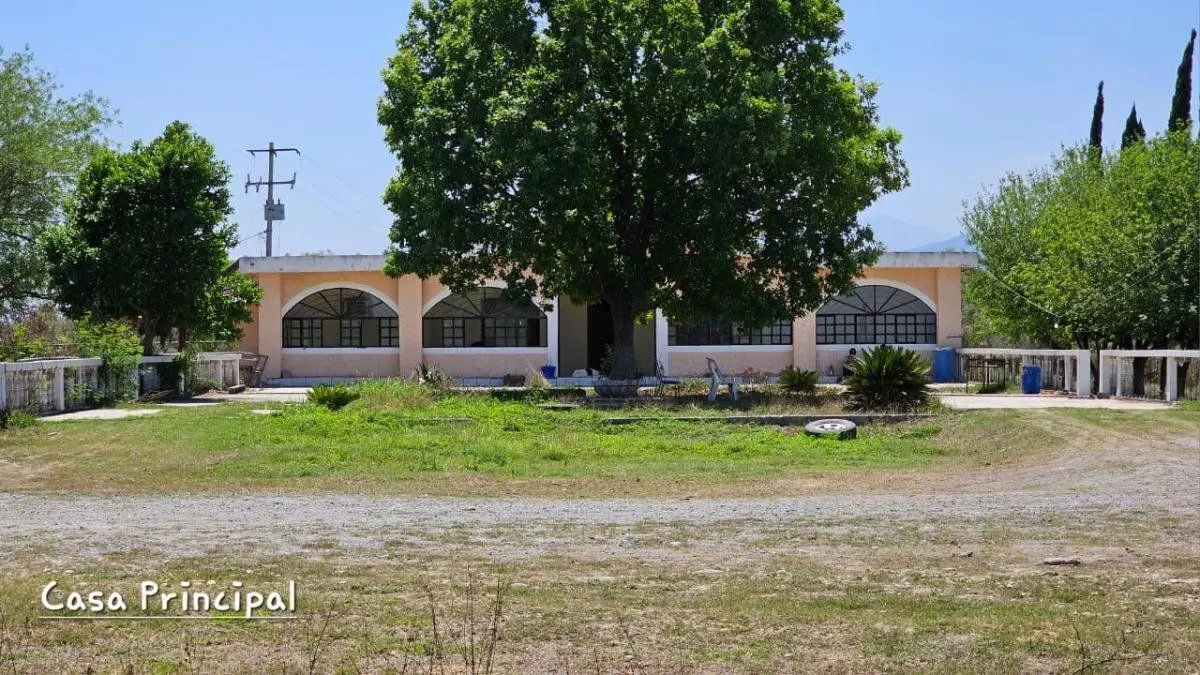 Quinta en venta en El Refugio, Cadereyta Jiménez — foto 1 de 10