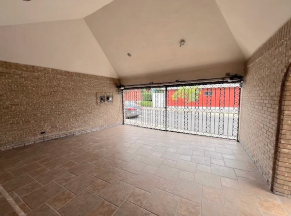 Casa en venta en Colinas de San Jeronimo, Monterrey — foto 2 de 24
