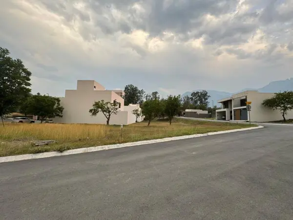 Terreno en venta en Portales de Santiago, Santiago — foto 3 de 18