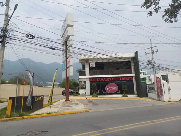 Local en renta en Privada la Herradura, Monterrey — foto 3 de 13