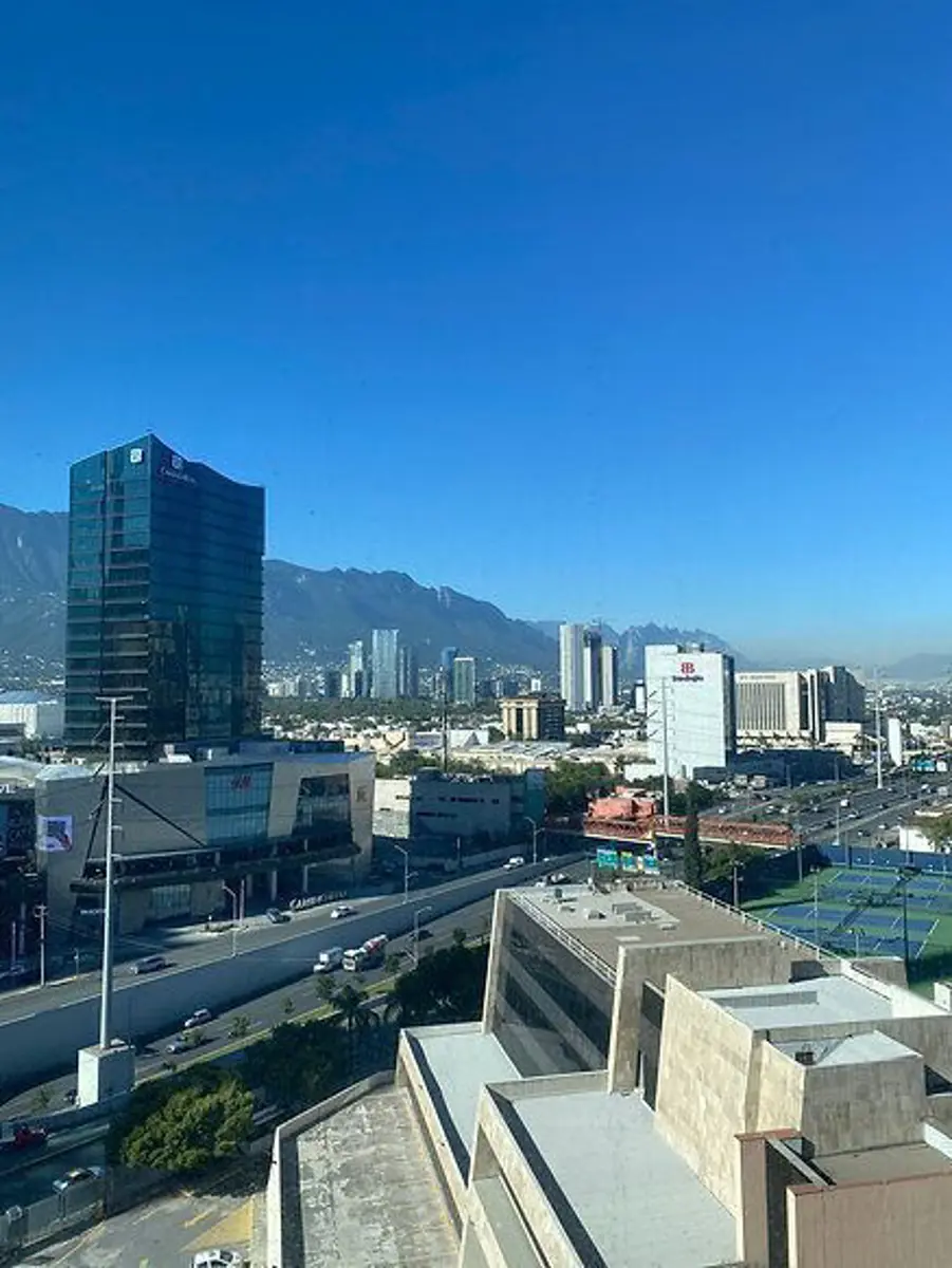 Oficina en renta en Zona Valle Oriente, San Pedro Garza García — foto 1 de 7