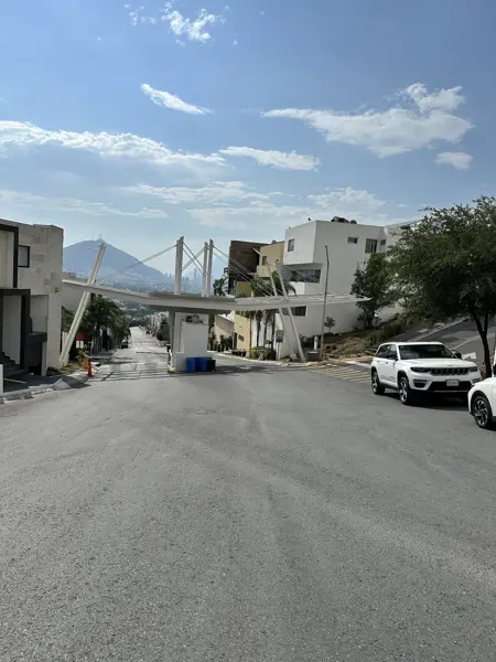 Terreno en venta en Residencial Vistalta, Monterrey — foto 3 de 14