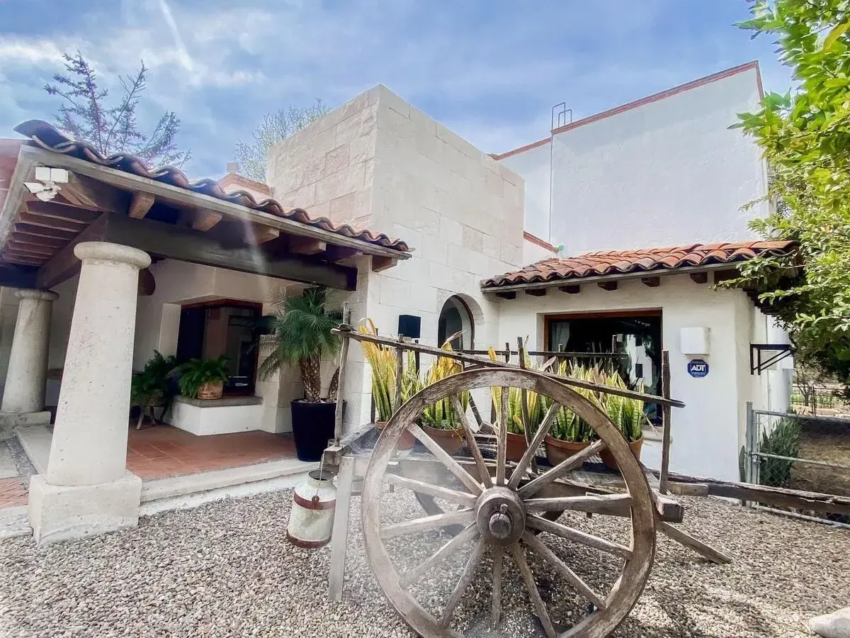 Casa en venta en Balvanera Polo y Country Club, Corregidora — foto 1 de 20