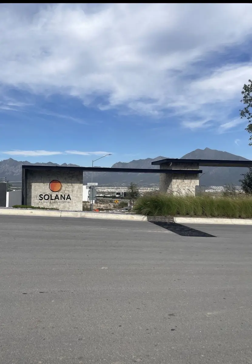 Terreno en venta en Dominio Cumbres, García — foto 1 de 3