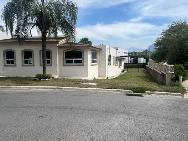 Casa en renta en Portal del Huajuco, Monterrey — foto 3 de 34