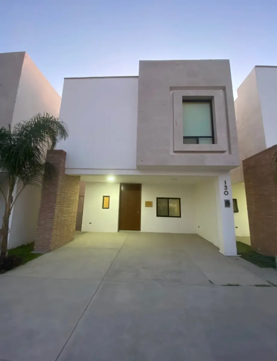 Casa en venta en Residencial Senderos, Torreón — foto 1 de 10
