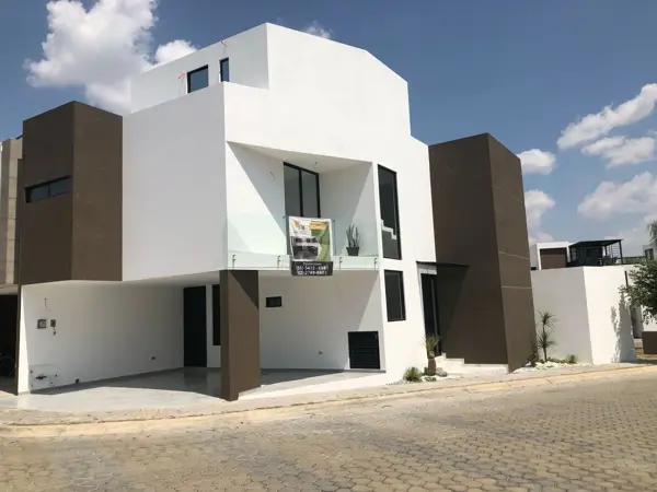 Casa en venta en Lomas de Angelópolis II, San Andrés Cholula — foto 2 de 17